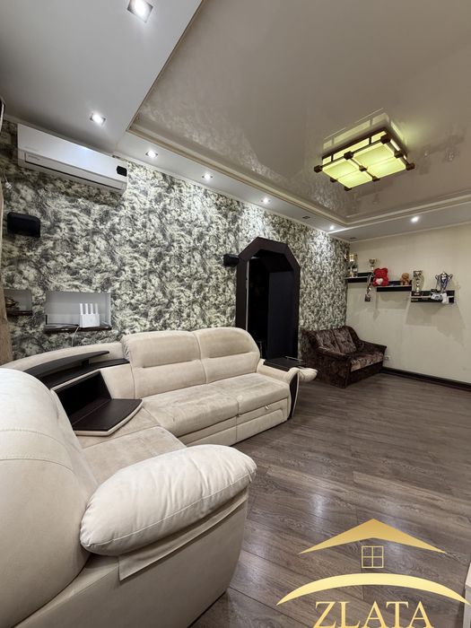 Продаж будинку на Зеленому