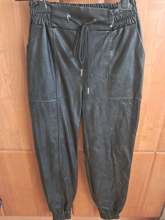 Spodnie ekoskóra rozm s