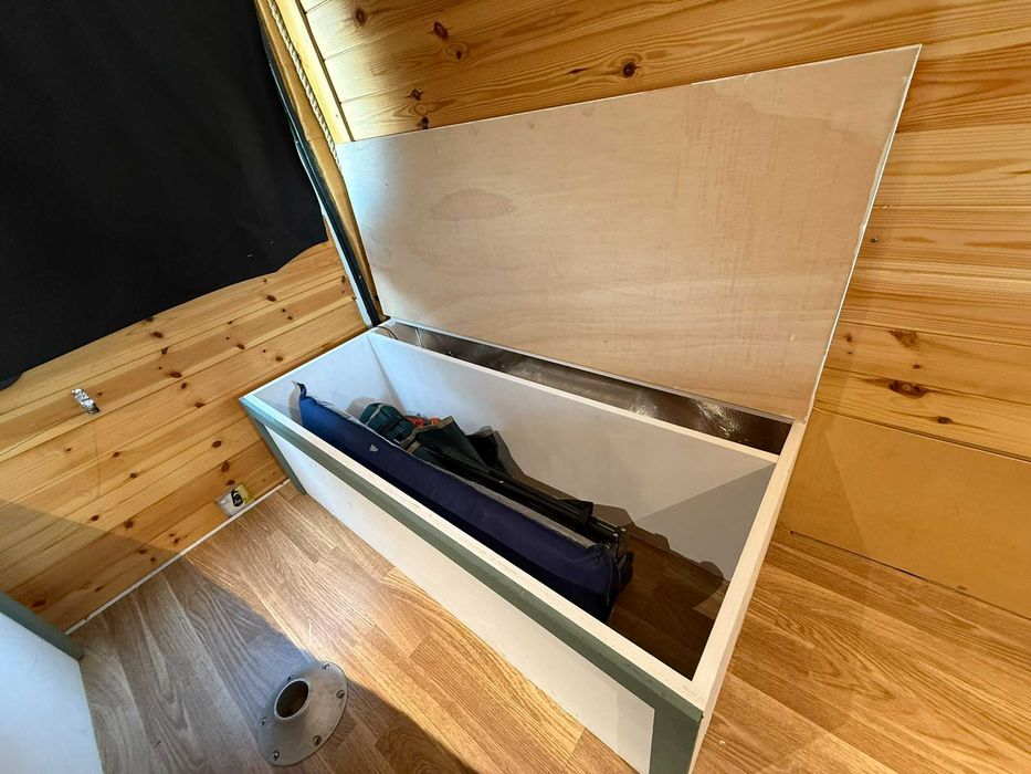 Ford Transit - Campervan