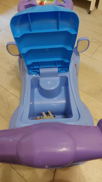 Samochodzik dla dzieci jeździk pchacz