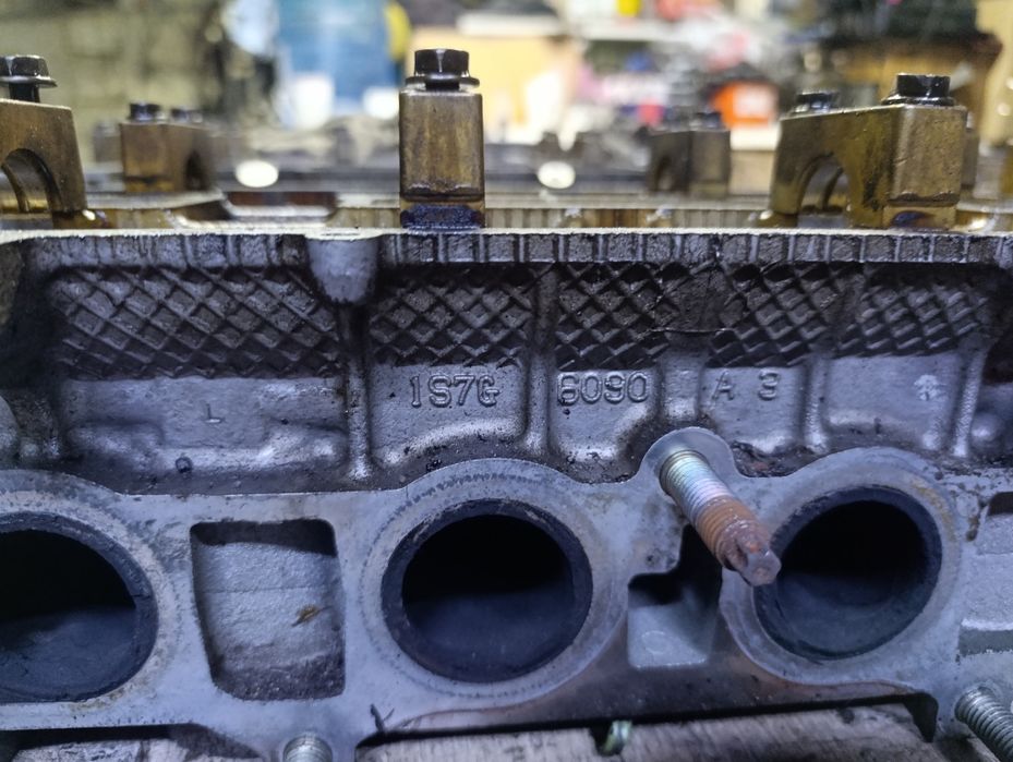 Гбц головка 1.8 16V Ford Mondeo mk3 Focus Mazda 6 1s7G6090