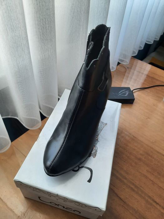 Ботинки натуральная кожа  37 р.