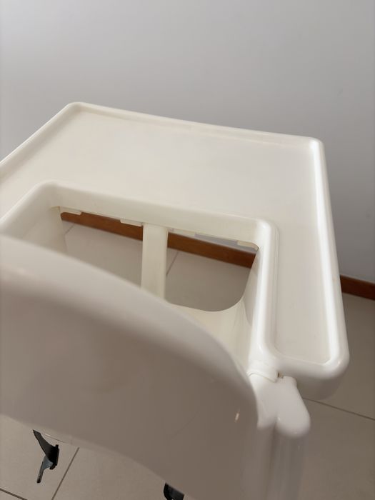 Cadeira de Alimentação IKEA, pousa pés, almofada de apoio e capa