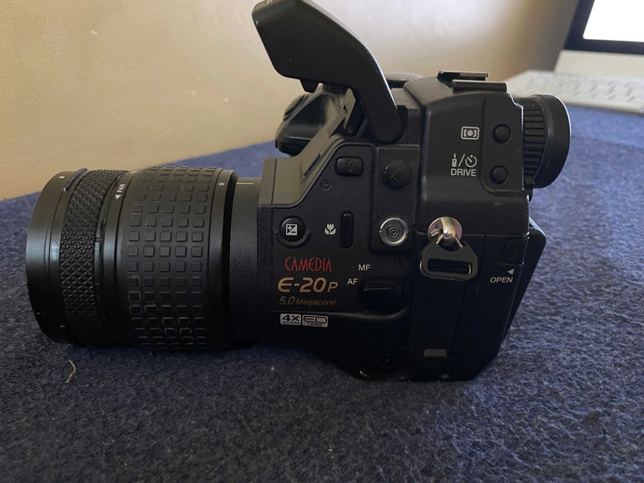 olympus camedia e-20p