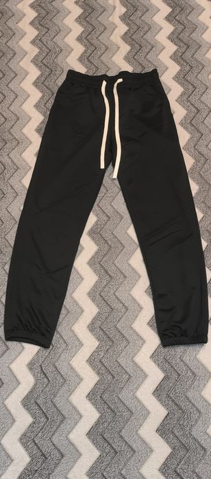 Спортивні штани з