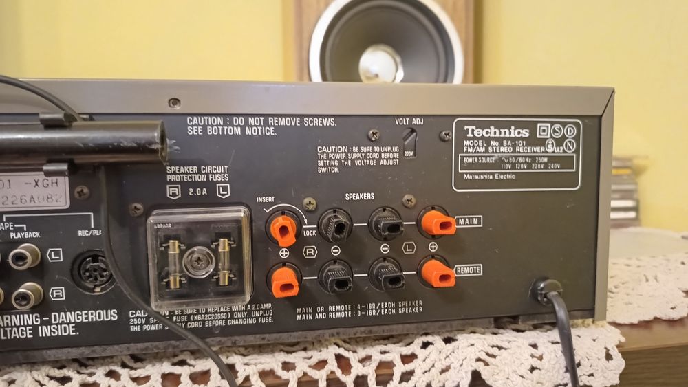 Amplituner Technics model. SA-101
