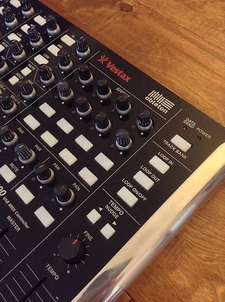Vestax VCM-600 controlador [[Audio_MIDI]] _ Plug-n-Play