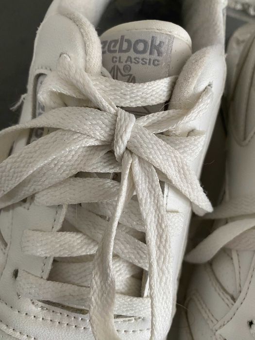 Reebok lekkie skórzane adidasy ozdobny tył 39