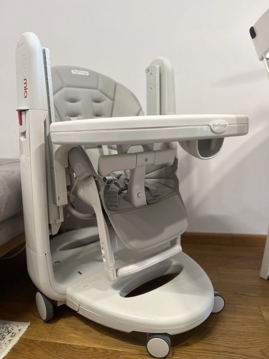 Krzesełko do karmienia Peg Perego Tatamia Follow me