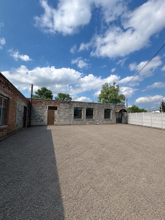 Продаж комерційне приміщення вул. Громадська