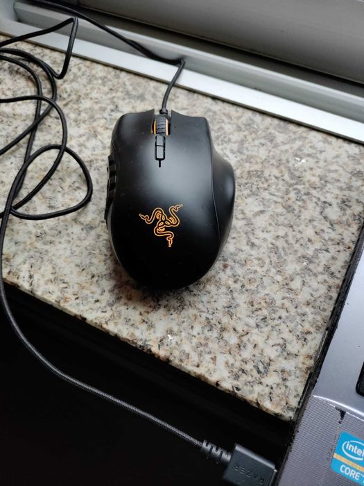 Rato gamer Razer Naga Trinity
