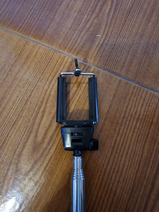 Vende-se Palo Selfie  Máxima De 100cm,Bluetooth.