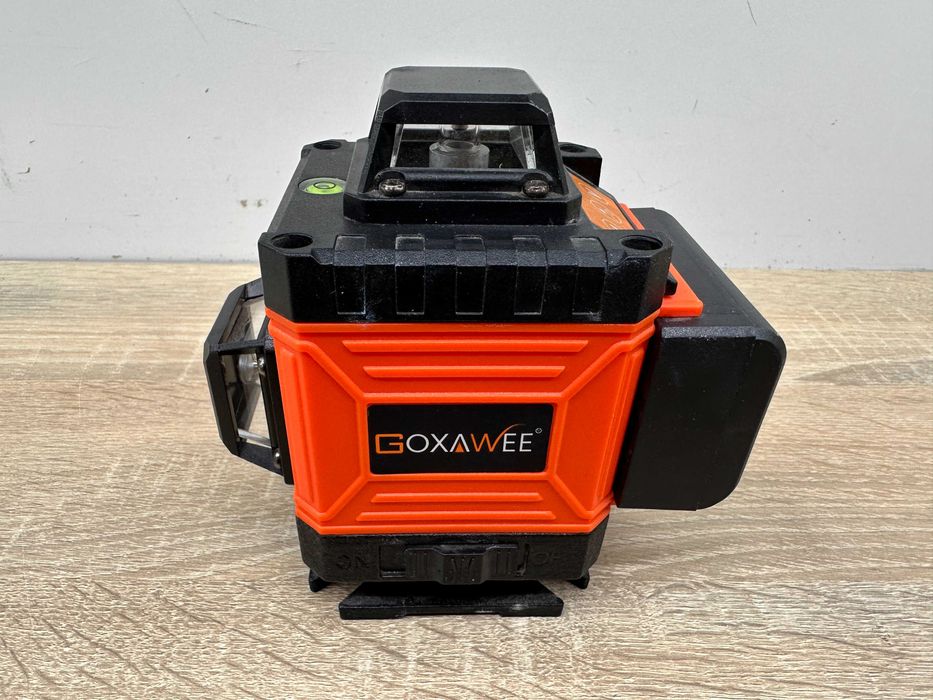 Laser krzyżowy Goxawee 5201 30 m + ładowarka