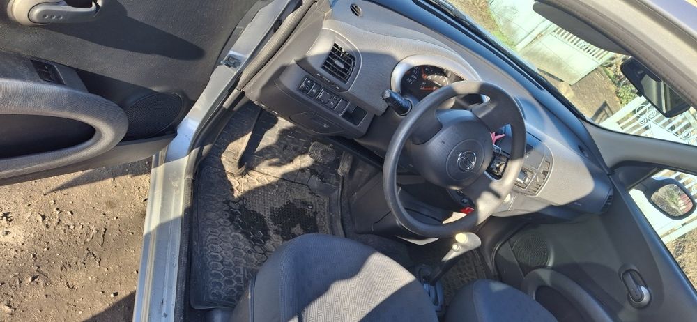 Продам Nissan Micra 2004 рік