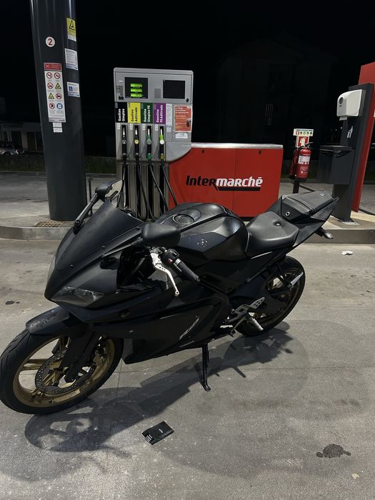 Yamaha YZF-R125 2011 – Diablo Rosso II + Extras