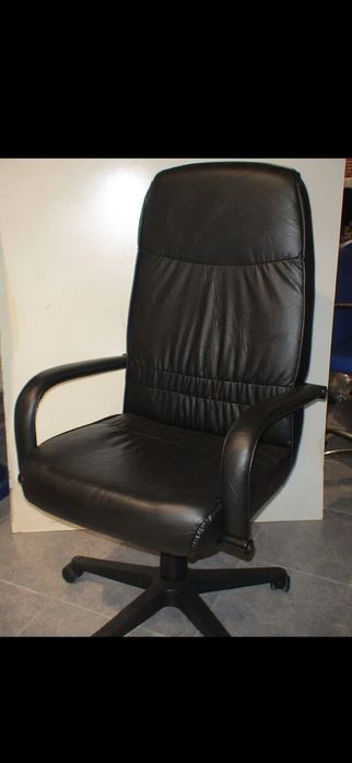 Campanha Outlet- Ecritórios, estantes, secretárias, cadeiras, sofás...