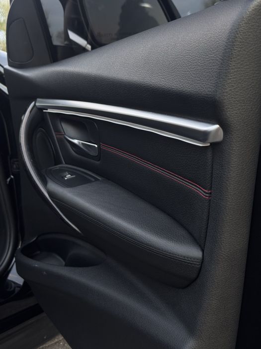 BMW 328i Xdrive 2016