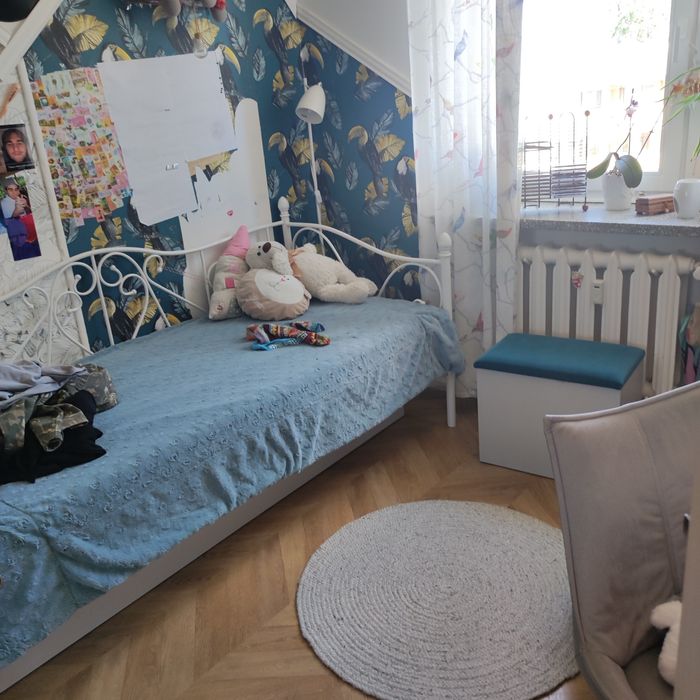 Łóżko metalowe dla dziewczynki