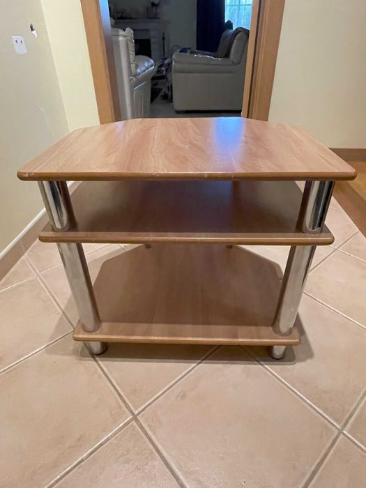 móvel para TV ou outra finalidade para a qual seja útil