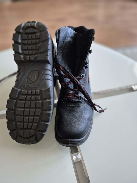 Buty robocze/ochronne-nowe roz. 43