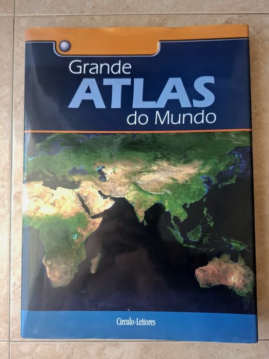 Grande ATLAS do Mundo (2005) - Círculo de Leitores
