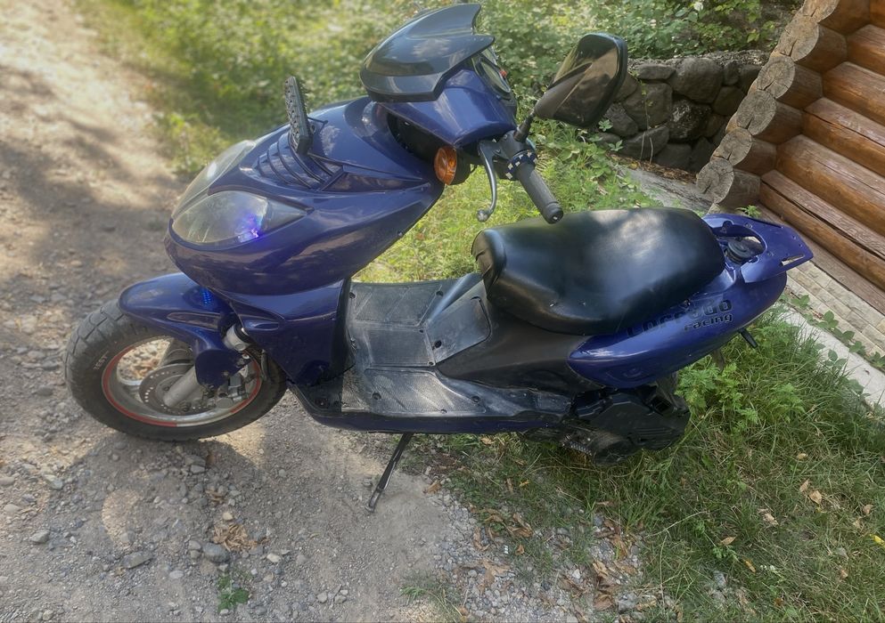 Продам скутер CORRADO-100сс