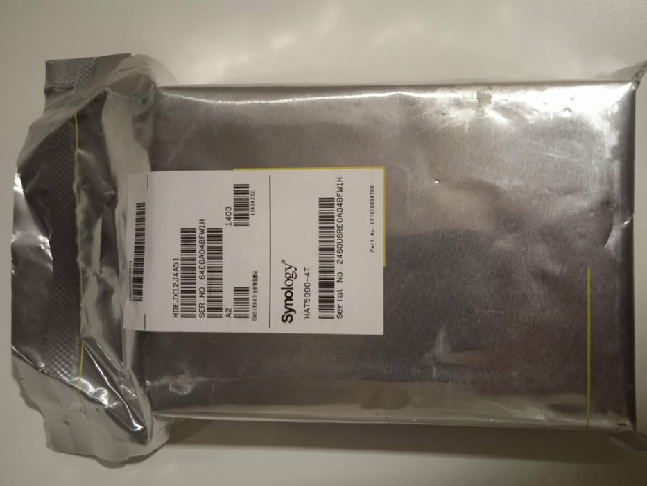 Жорсткий диск Synology об'ємом 4 ТБ,7200 rpm.