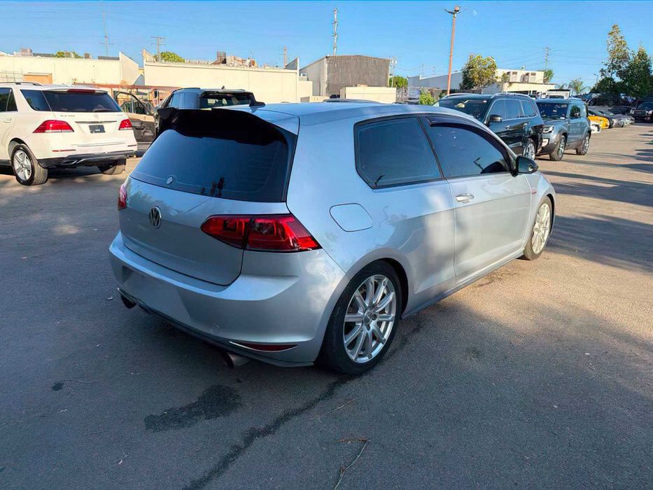 Volkswagen Golf GTI S      2015