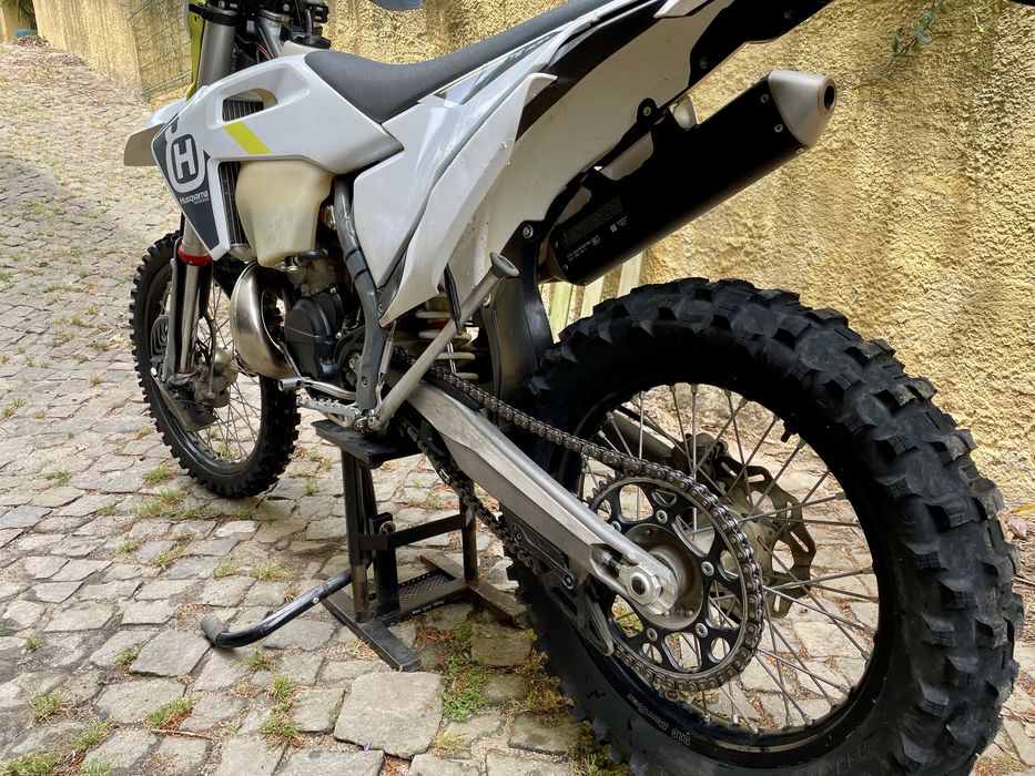 Husqvarna TE 300 i 2022