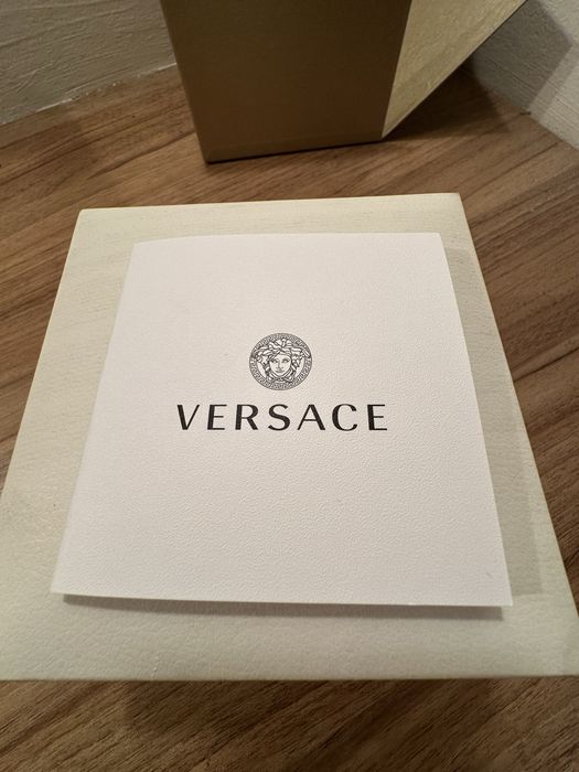 Продам оригінальний годинник Versace V12 Swiss Made