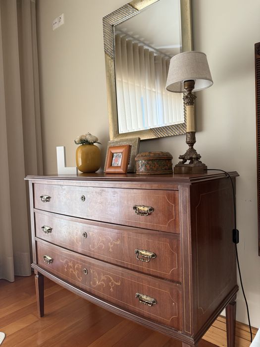 Cómoda estilo D. Maria