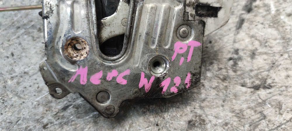 Mercedes W124 Zamek Drzwi Prawy Tyl PT