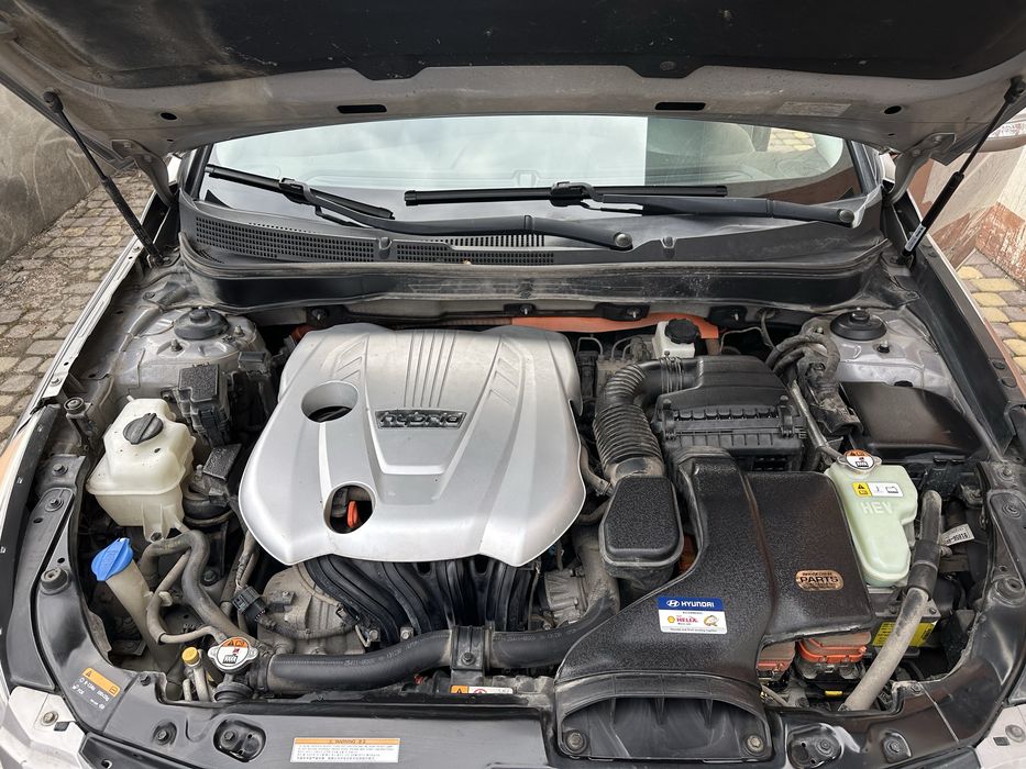 Hyndai Sonata hybrid 2014