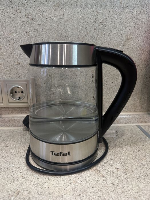 Продам чайник Tefal