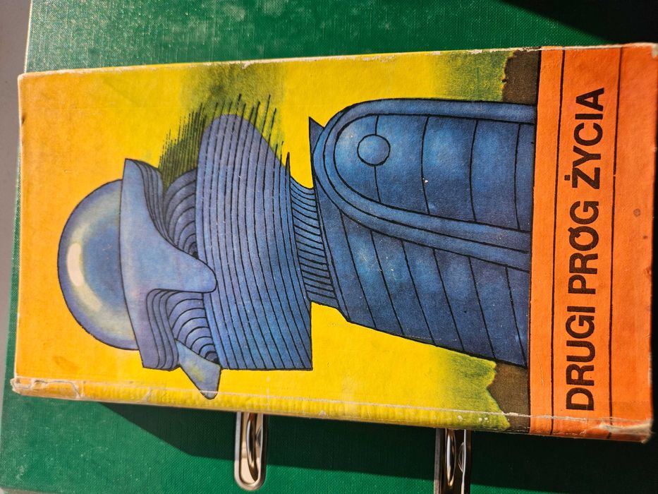 Drugi próg życia zbiór opowiadań.