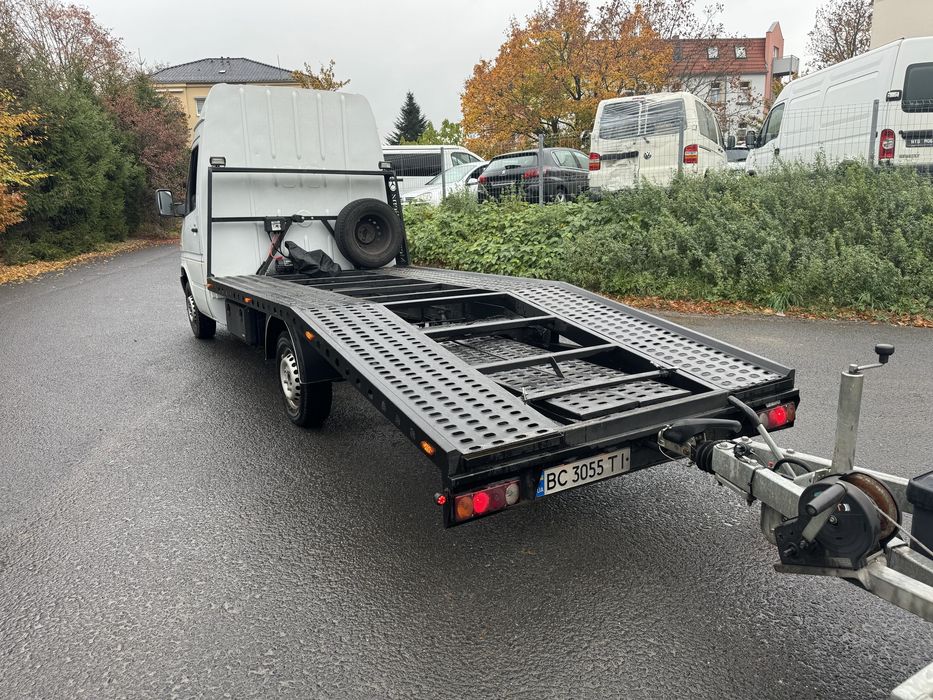Продам эвакуатор Mercedes Sprinter 2.7  316 CDI