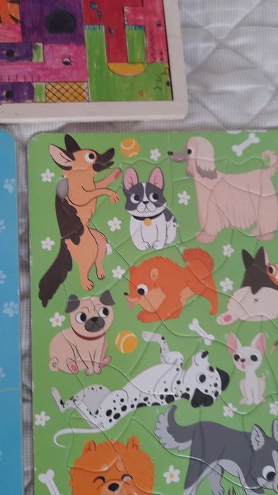 Puzzle i książeczki