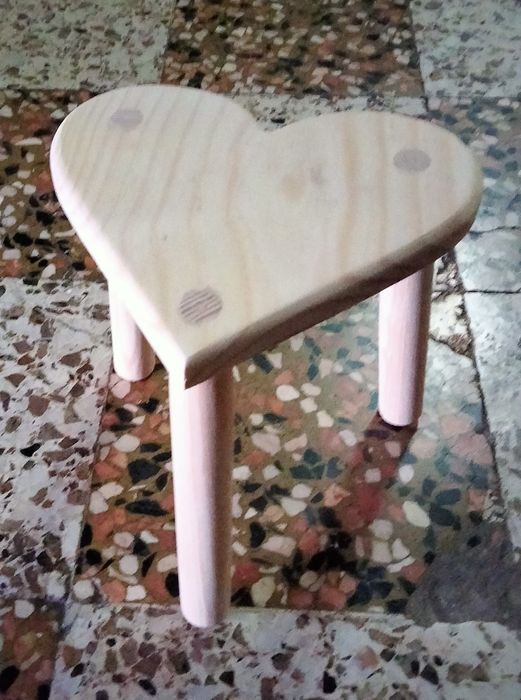 Banco criança coração