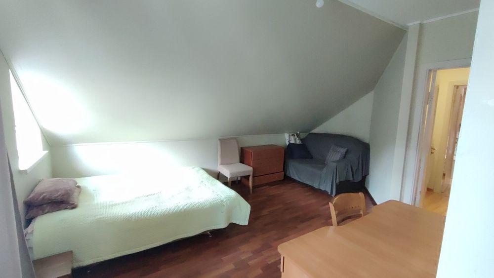 Здам в оренду кімнату в будинку для дівчини