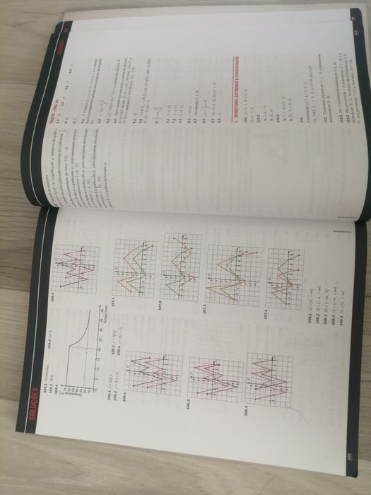 Manual de Matemática A 10°ano com caderno de atividades