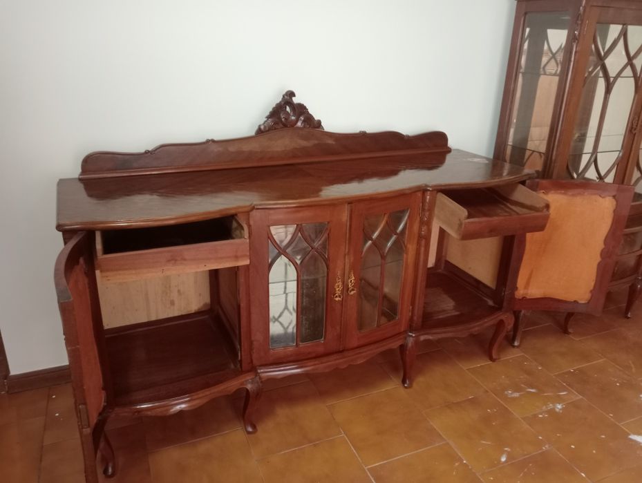 Móvel vintage para restauro