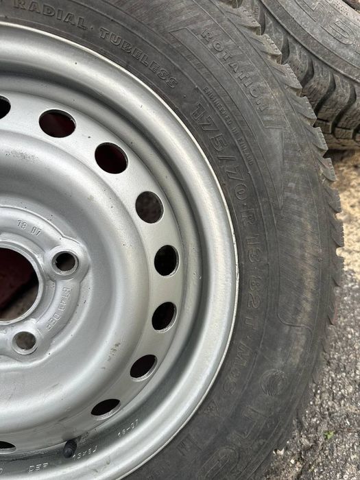 Шини зимові Nokian W 175/70R13,колеса Nokian