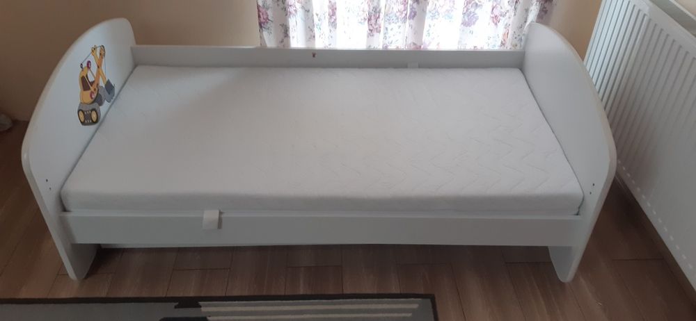 Łóżko dzieciece.