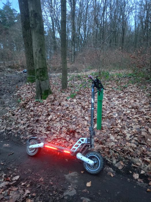 Kuggo g2 pro 2020 маятник стоїть по стоку