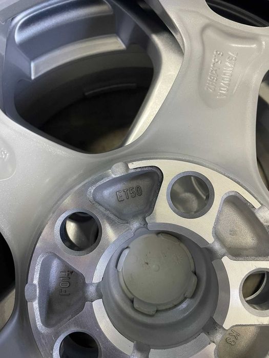 Комплект коліс з титанами 215/55R16 GOOD YEAR
