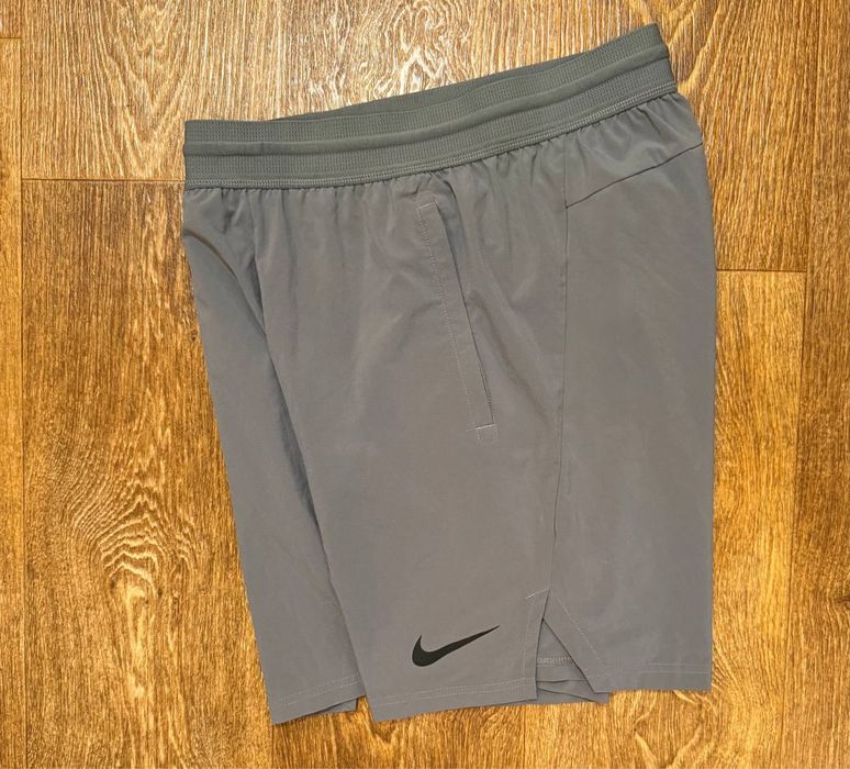 Шорты от Nike