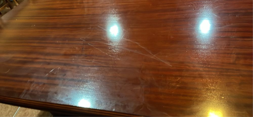 Mesa de sala de jantar