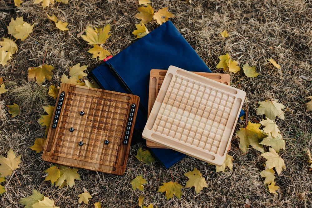 Настільна  дерев'яна гра "Магнітний бій" Магнітні шахмати, шахи.