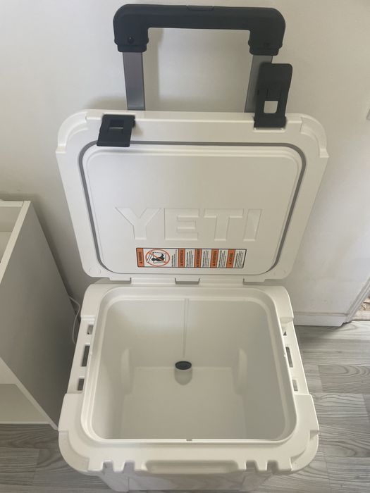 Geladeira Yeti 48lts nova OPORTUNIDADE