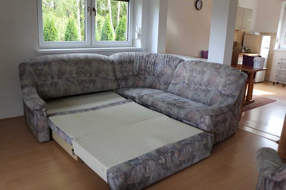 Narożnik rozkładany z funkcją spania plus fotel